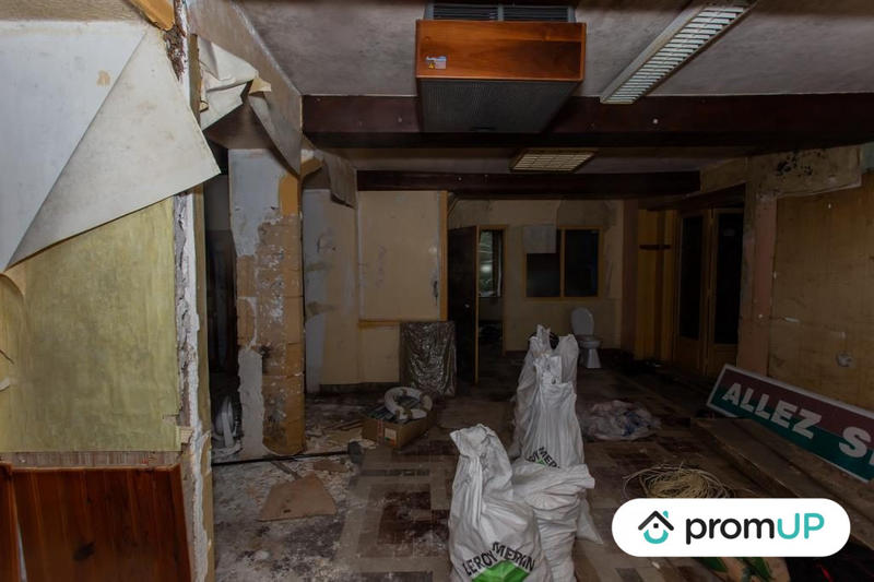 Maison ancienne - 300 m² - 12 pièces