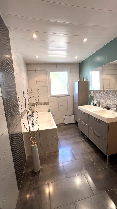 Maison - 151 m² - 6 pièces