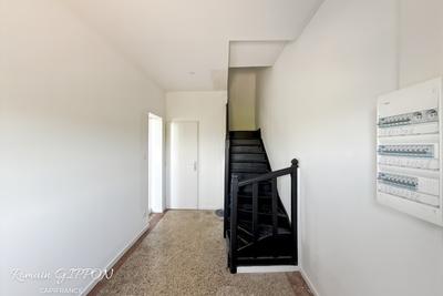 Maison - 215 m² - 9 pièces