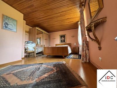 Maison - 190 m² - 6 pièces