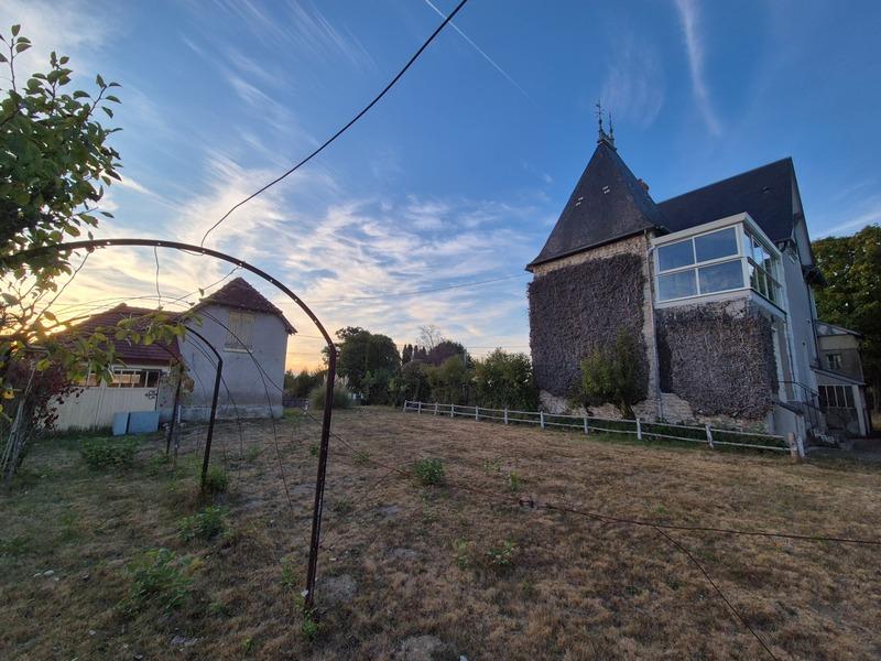 Maison - 160 m² - 8 pièces