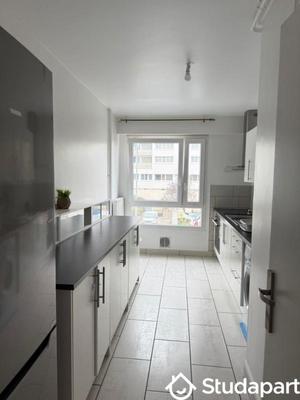 Chambre - 9 m² - 1 pièce