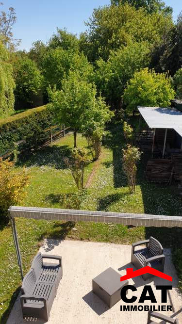 Maison traditionnelle - 105 m² - 5 pièces