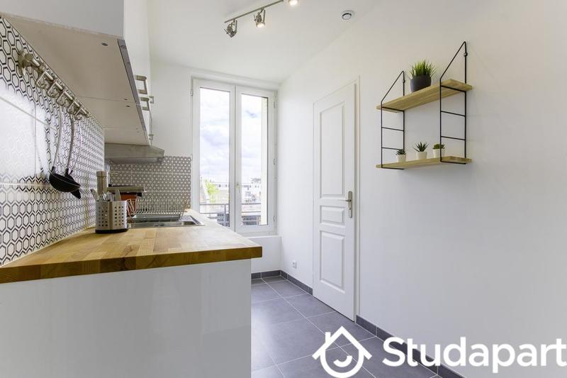 Chambre - 10 m² - 1 pièce