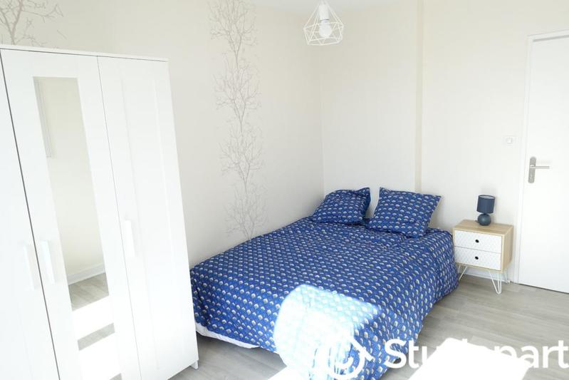 Chambre - 10 m² - 1 pièce