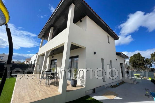 Villa - 110 m² - 4 pièces
