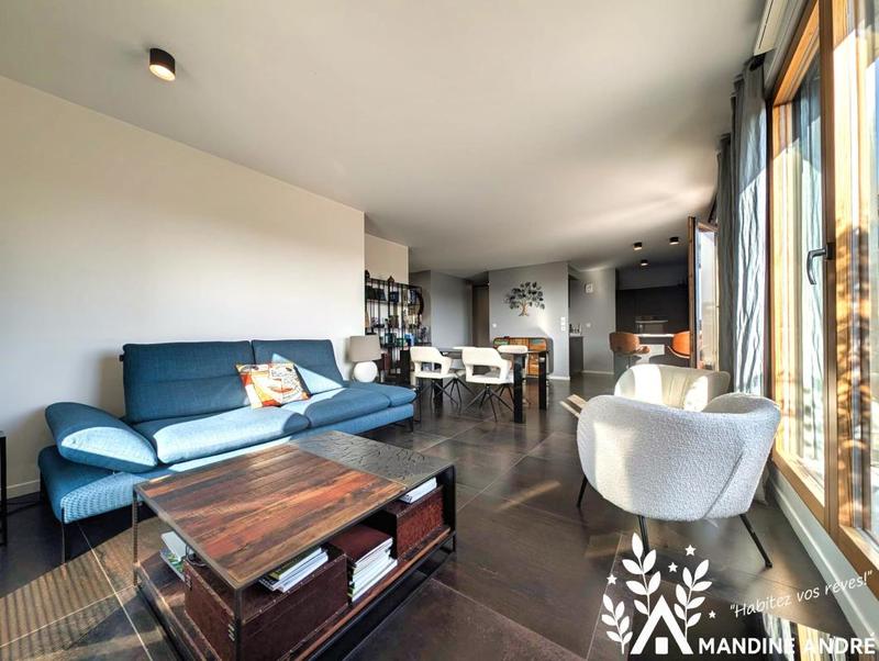 Appartement - 80 m² - 3 pièces