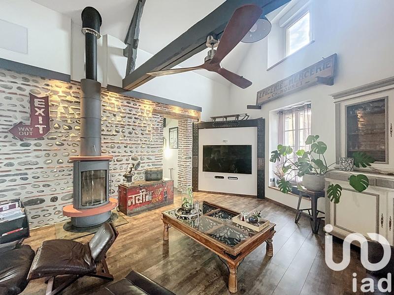 Loft - 150 m² - 3 pièces