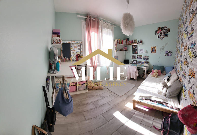 Appartement - 76 m² - 4 pièces