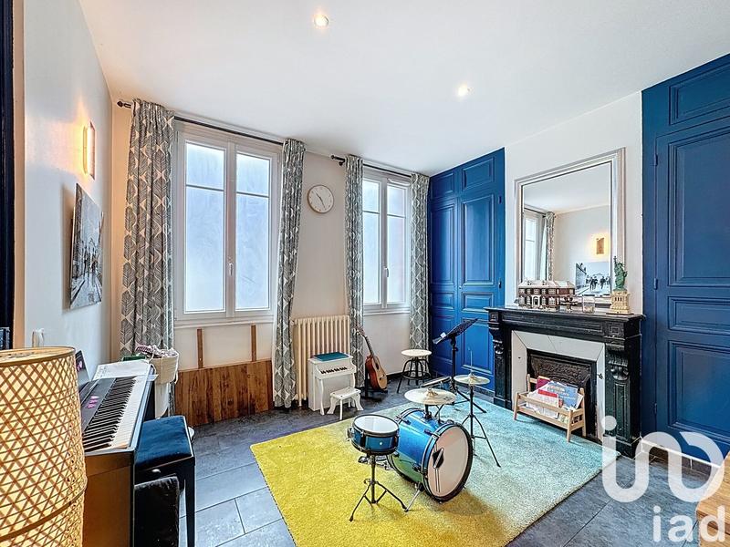 Maison de ville - 234 m² - 8 pièces