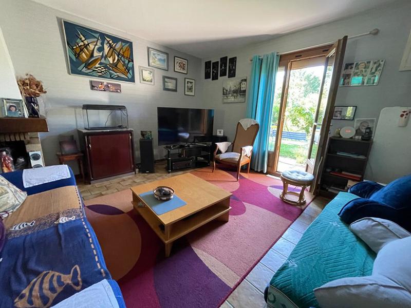 Maison - 180 m² - 9 pièces