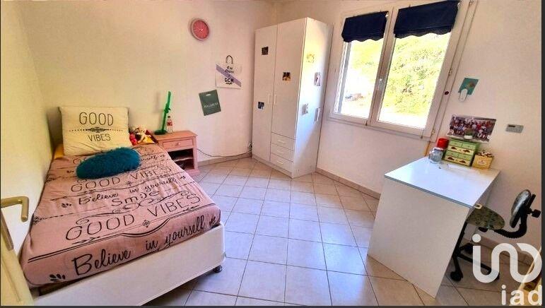 Maison - 168 m² - 7 pièces