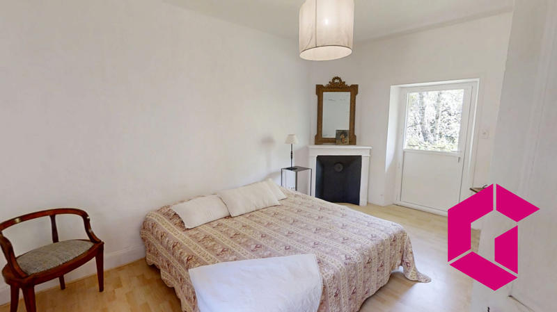 Maison ancienne - 190 m² - 6 pièces