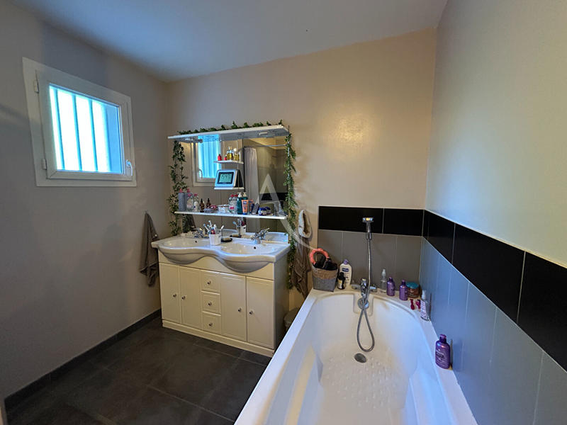 Maison - 109 m² - 4 pièces