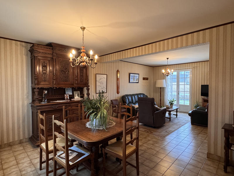 Maison - 136 m² - 6 pièces