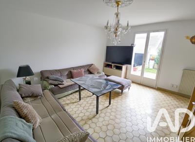 Maison - 101 m² - 5 pièces
