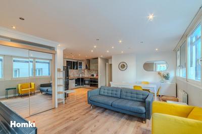 Appartement - 80 m² - 4 pièces