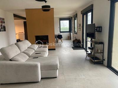 Pavillon - 207 m² - 9 pièces