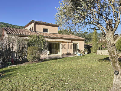 Villa - 196 m² - 7 pièces