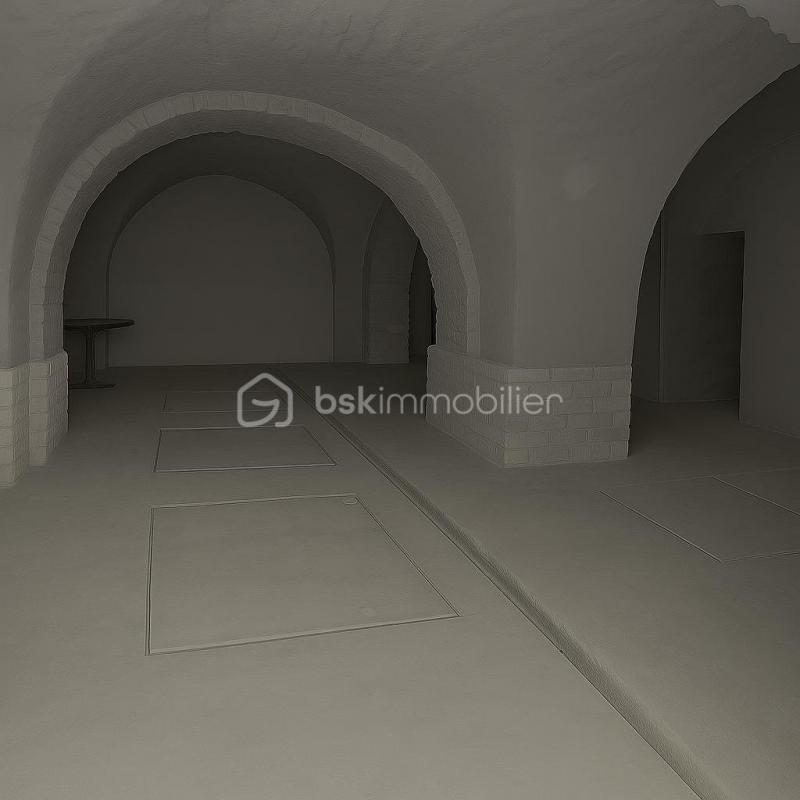 Local commercial - 197 m² - 2 pièces