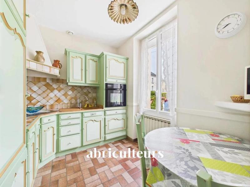 Maison ancienne - 111 m² - 5 pièces