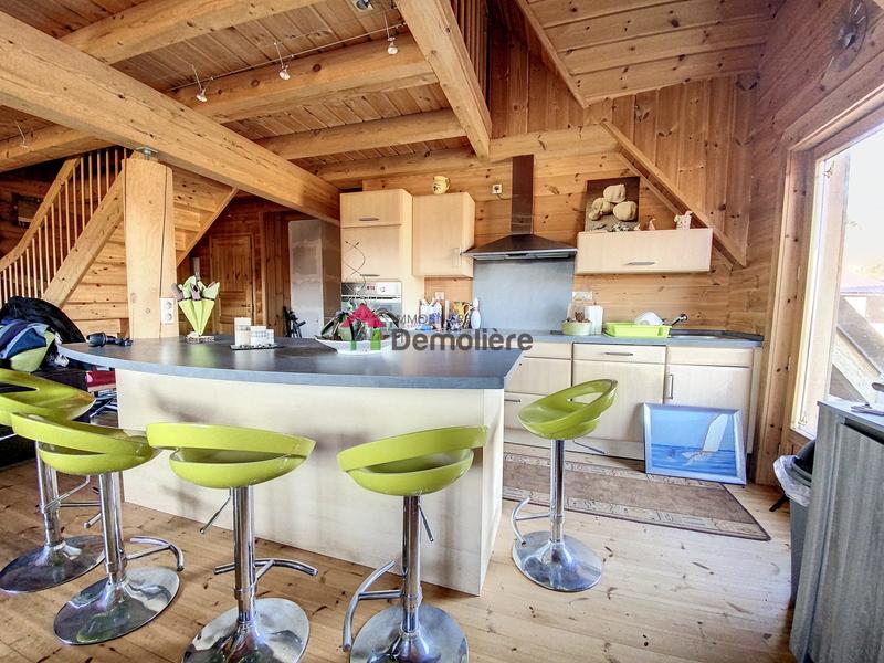 Châlet - 360 m² - 10 pièces