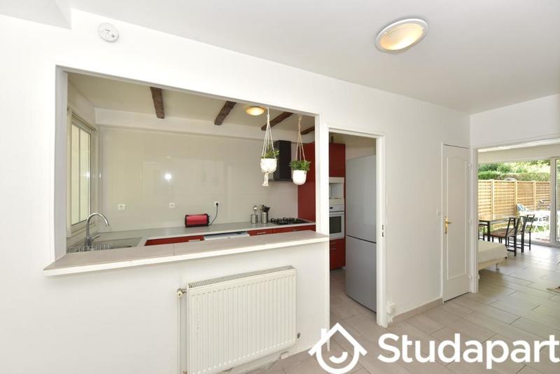 Chambre - 11 m² - 1 pièce