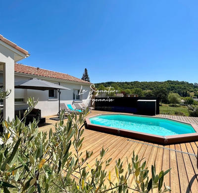 Maison - 140 m² - 4 pièces