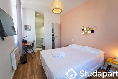 Chambre - 14 m² - 1 pièce