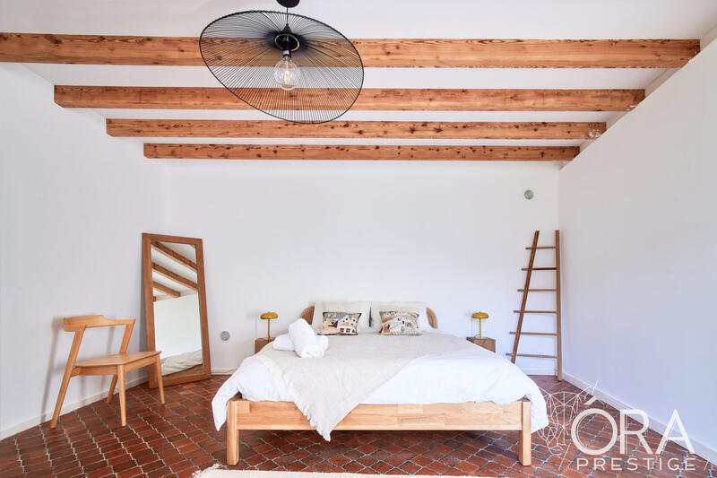 Maison ancienne - 228 m² - 6 pièces