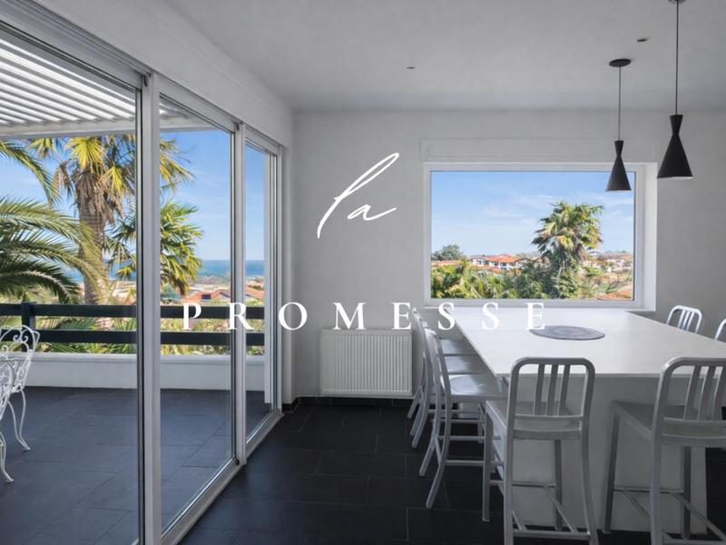 Villa - 1 500 m² - 7 pièces