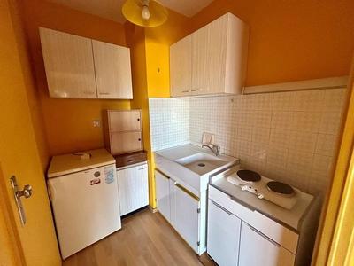 Studio - 24 m² - 1 pièce