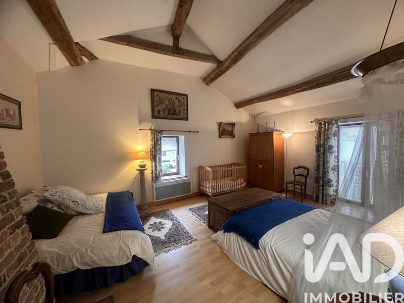 Maison de village - 220 m² - 7 pièces