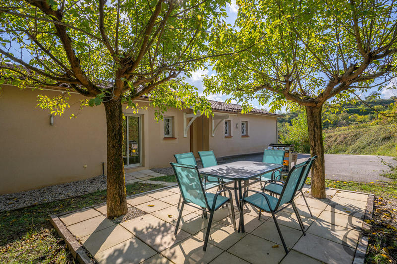 Maison - 150 m² - 5 pièces