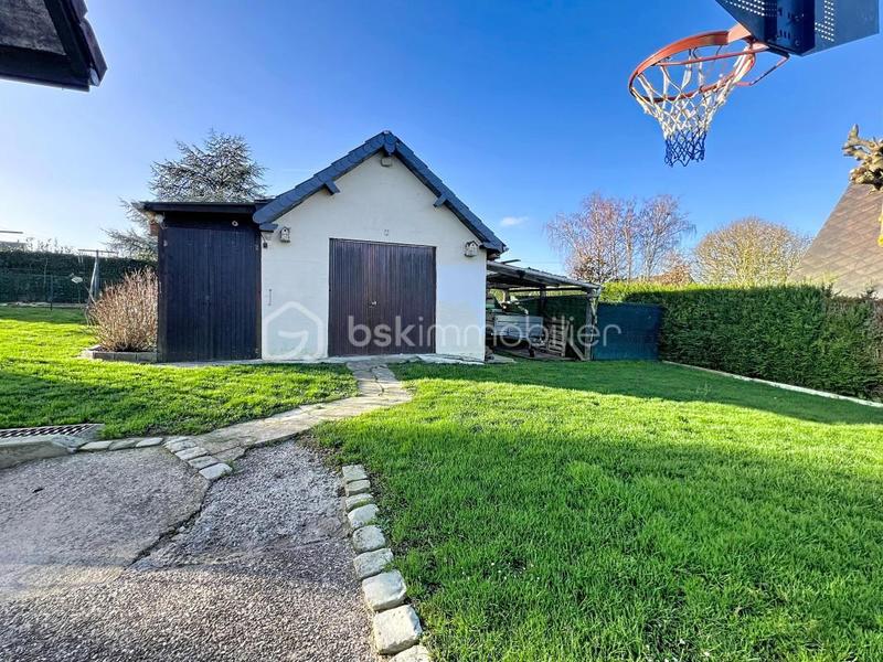 Maison traditionnelle - 110 m² - 7 pièces