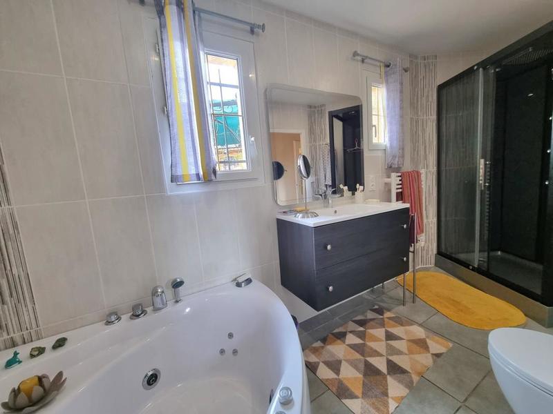 Maison - 144 m² - 5 pièces