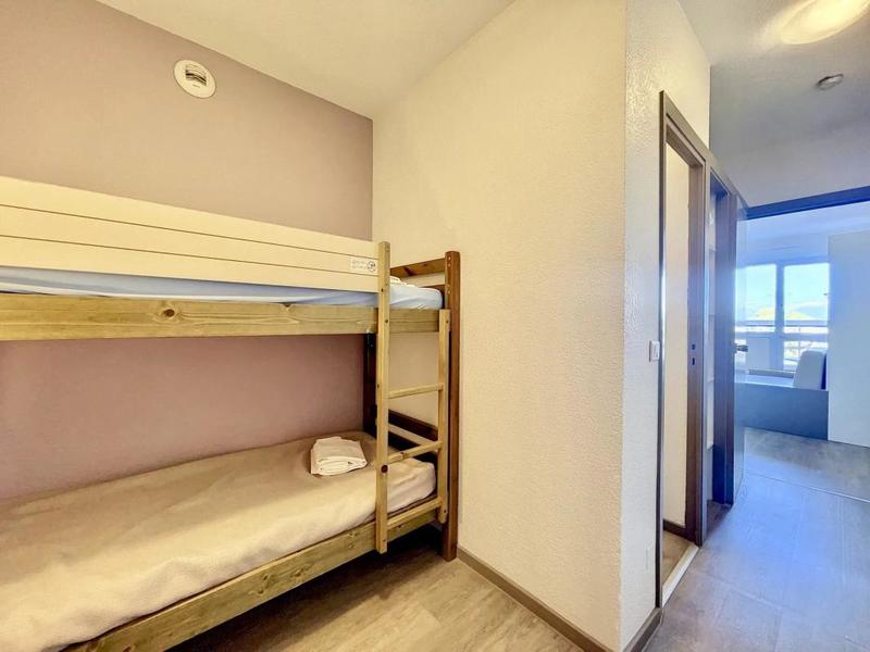 Studio - 25 m² - 1 pièce