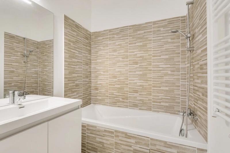 Appartement - 126 m² - 6 pièces