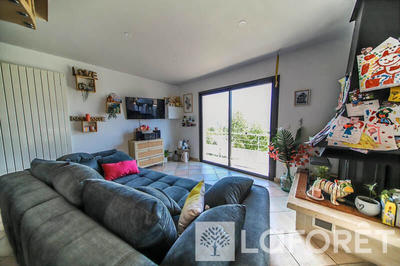 Maison - 166 m² - 8 pièces