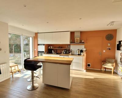 Maison - 91 m² - 5 pièces