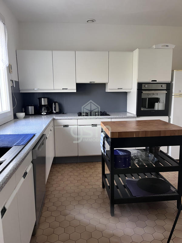 Maison - 111 m² - 5 pièces