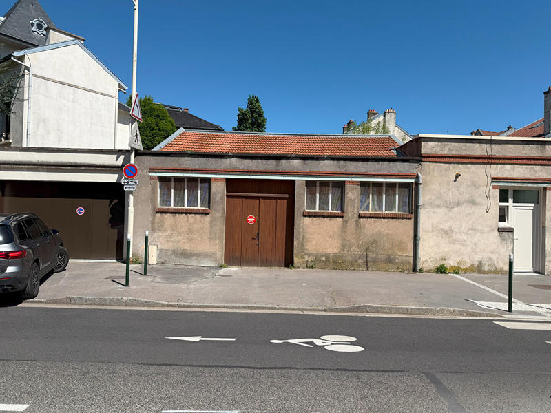 Local d'activité / Entrepôt - 132 m² - 1 pièce