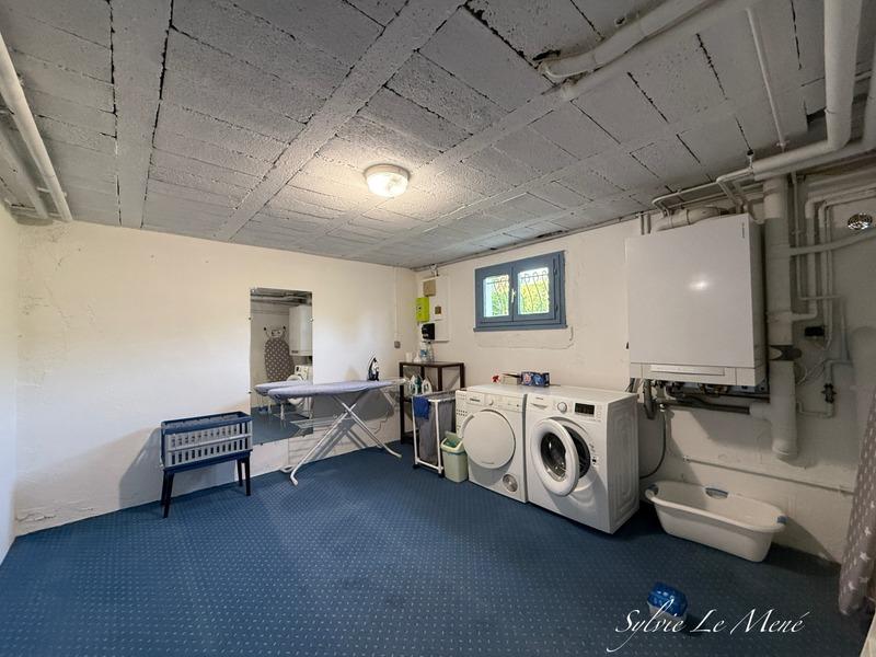 Maison - 245 m² - 7 pièces