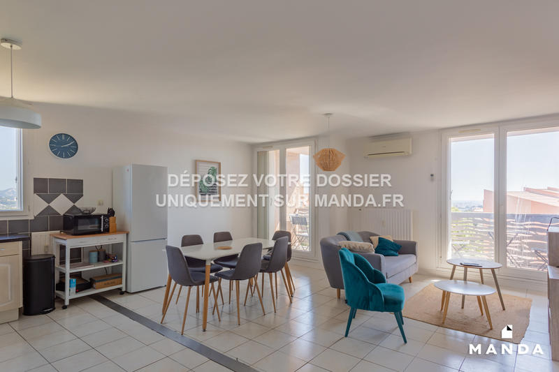 Chambre - 10 m² - 5 pièces