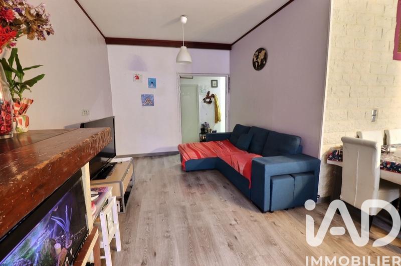 Appartement - 100 m² - 5 pièces
