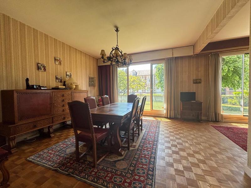 Appartement - 114 m² - 5 pièces