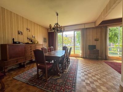 Appartement - 114 m² - 5 pièces