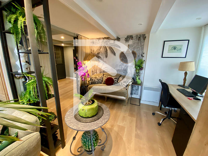 Appartement - 103 m² - 4 pièces