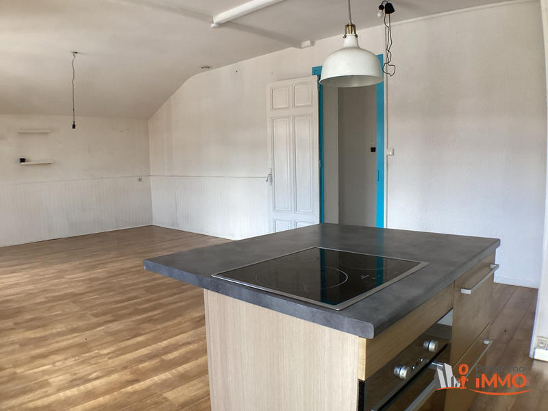 Appartement - 80 m² - 3 pièces