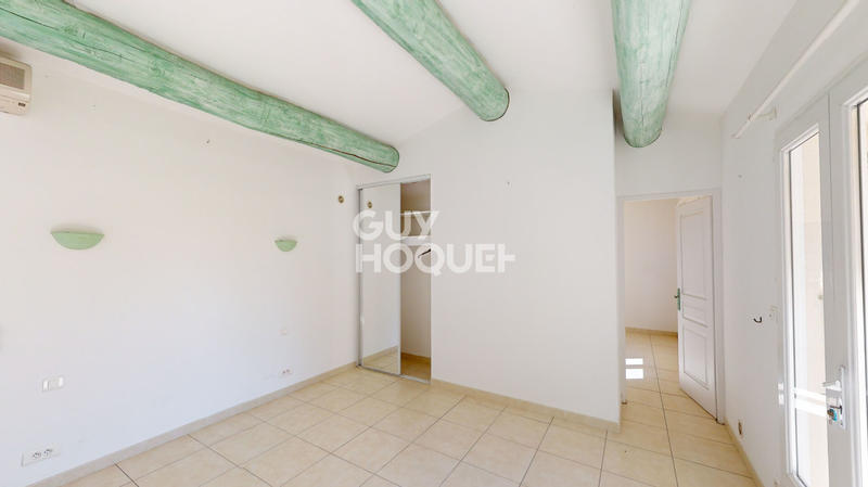 Maison - 305 m² - 10 pièces